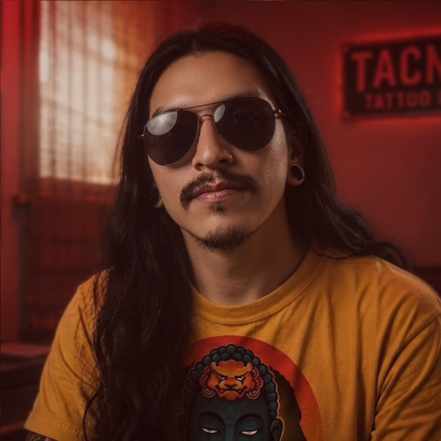 Daniel Santivañez, ilustrador profesional, productor multimedia y tatuador en Tacna